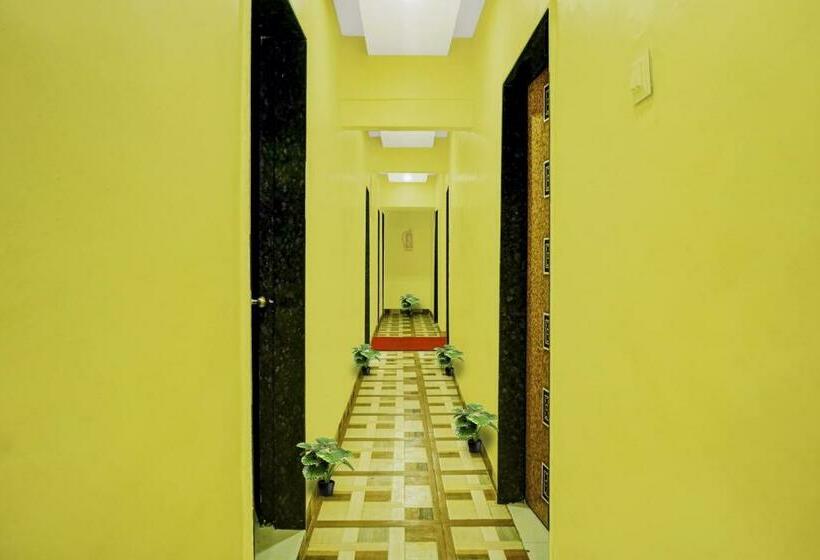 Отель Oyo Flagship 80592 Prince Lodge