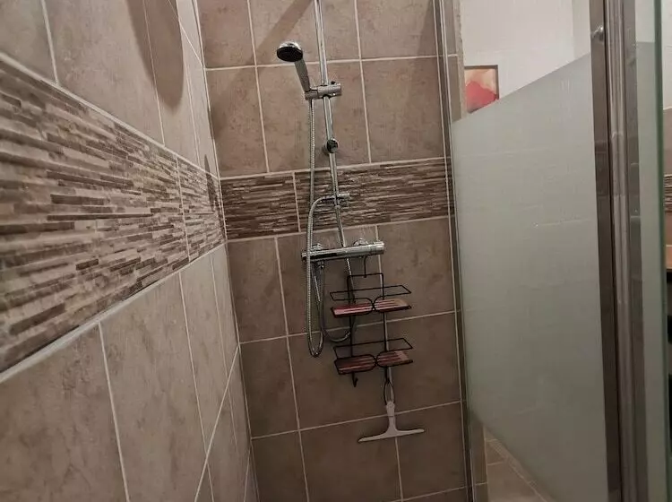 ベッドアンドブレックファースト Domaine Des 3 Cyprès Chez Nath & Pat