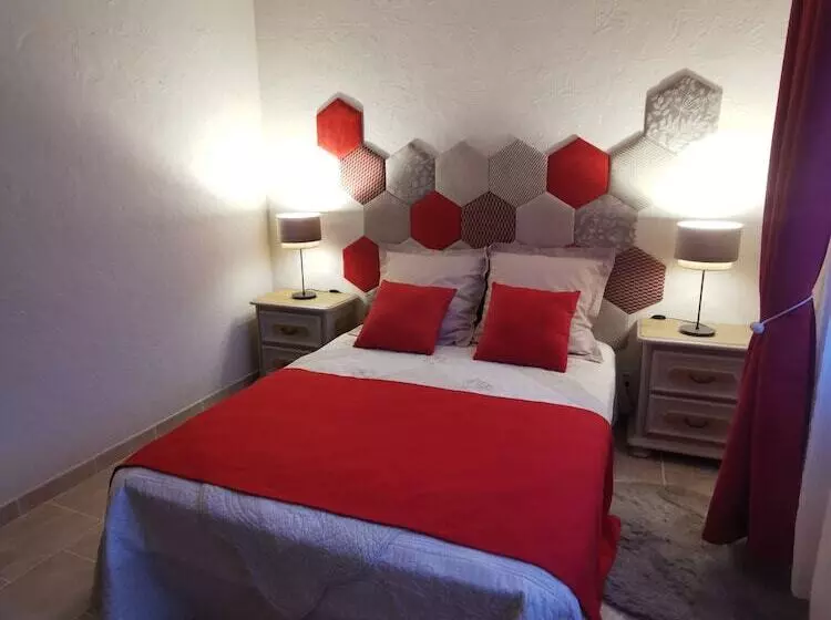 ベッドアンドブレックファースト Domaine Des 3 Cyprès Chez Nath & Pat