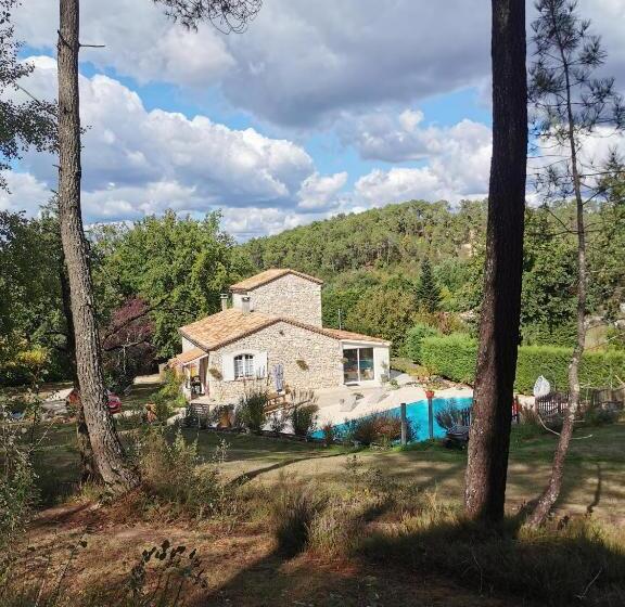 민박 Domaine Des 3 Cyprès Chez Nath & Pat