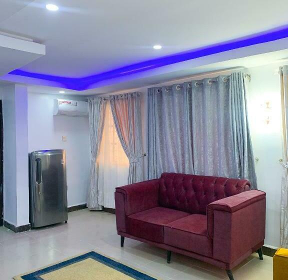 تختخواب و صبحانه Schwarzmatador Luxury Apartments