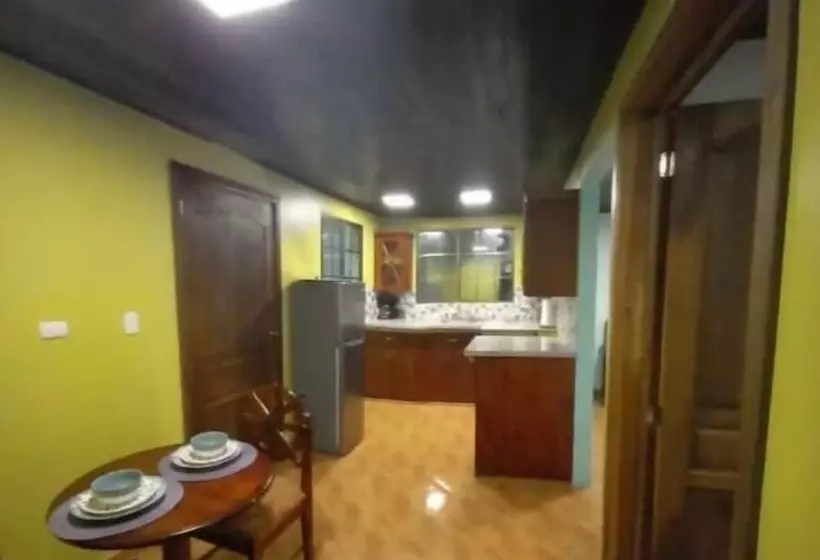 Hospedaje Rosa Del Mar & Sweets Cafe