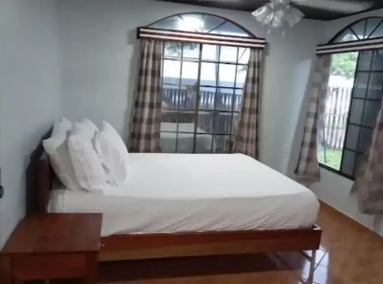 Hospedaje Rosa Del Mar & Sweets Cafe