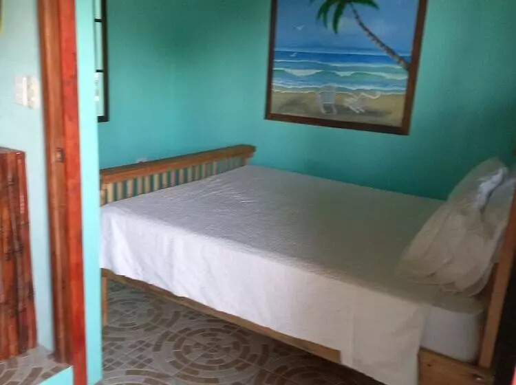 Hospedaje Rosa Del Mar & Sweets Cafe