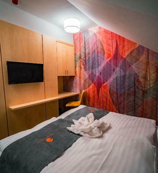 فندق Eleven Business & Sport