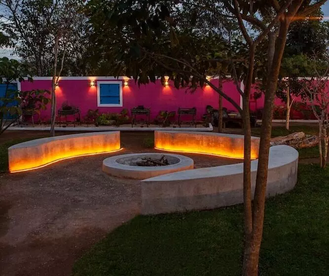 Hotelli La Parcela Cunkal