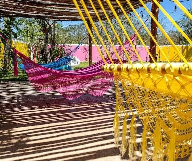 Hotelli La Parcela Cunkal