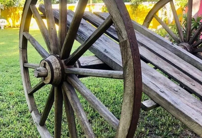 Hotelli La Parcela Cunkal