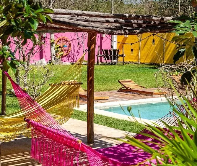 Hotelli La Parcela Cunkal