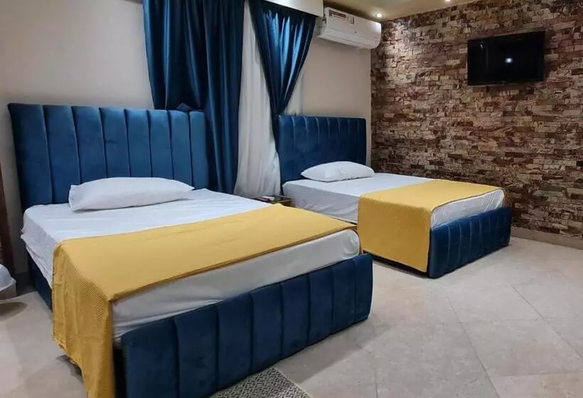 مُتل Villa 53 Luxury Suites   غرف فندقية