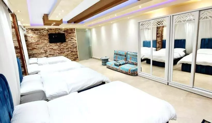 مُتل Villa 53 Luxury Suites   غرف فندقية