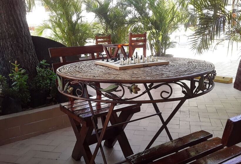 بنسيون Casa Hotel Castillogrande