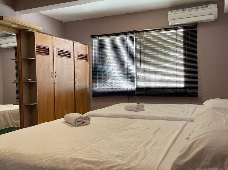 بنسيون Casa Hotel Castillogrande