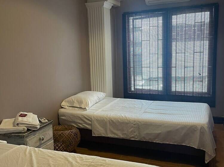 بنسيون Casa Hotel Castillogrande