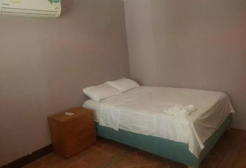 Majatalo Casa Hotel Castillogrande