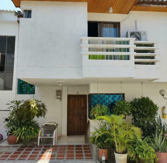 פנסיון Hostal El Rodadero