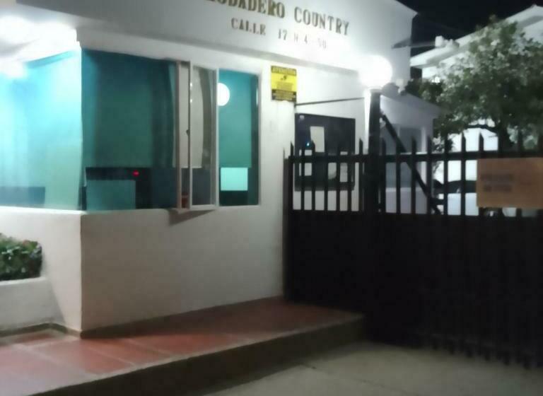 פנסיון Hostal El Rodadero