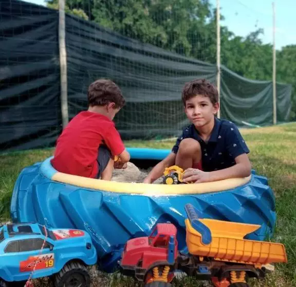 ユースホステル Pousada Chacara Entre Nós