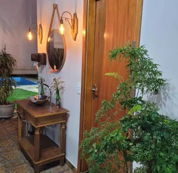 ユースホステル Pousada Chacara Entre Nós