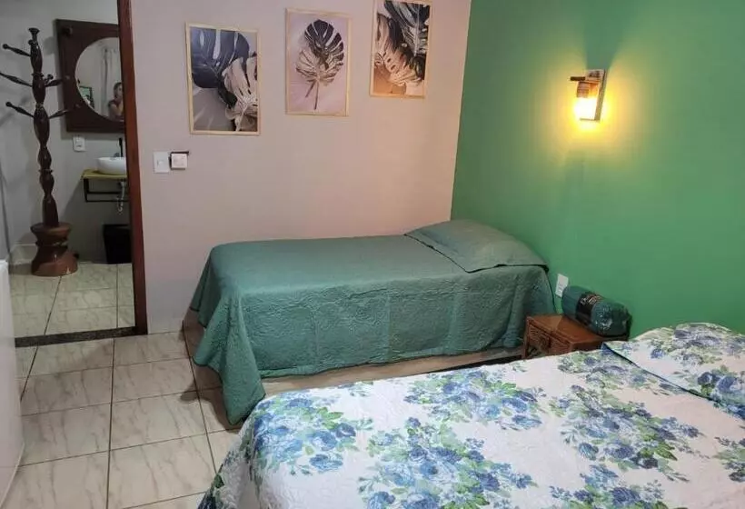 ユースホステル Pousada Chacara Entre Nós