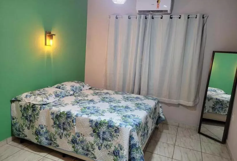 ユースホステル Pousada Chacara Entre Nós