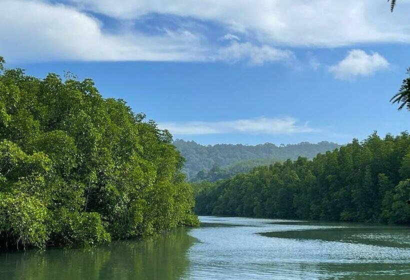 مبيت وإفطار Mangrove Bungalow & Restaurant