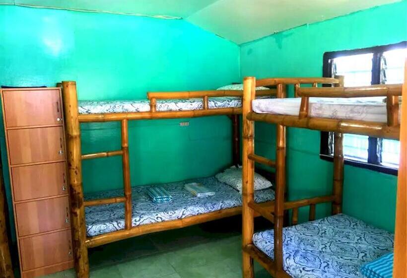 בית מלון כפרי Oyo 928 Jjs Place