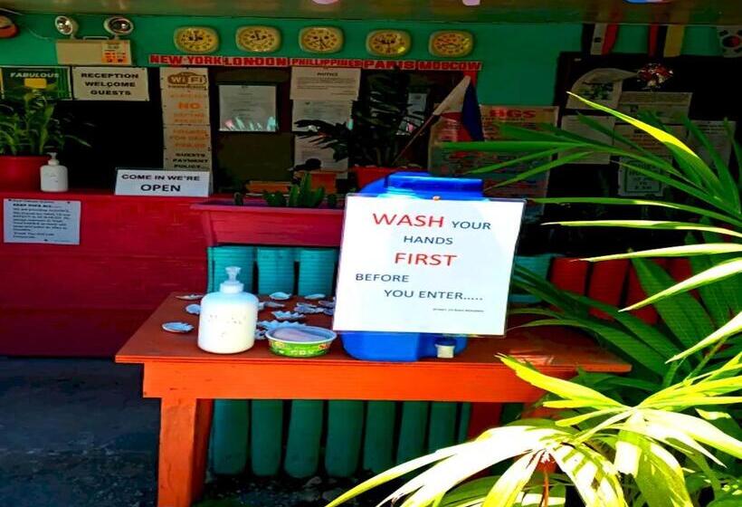 בית מלון כפרי Oyo 928 Jjs Place