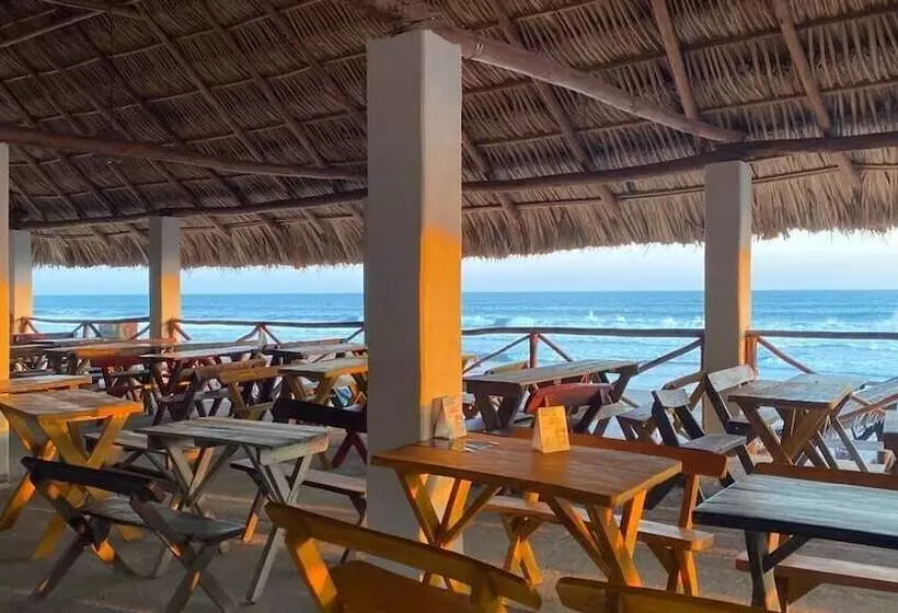 Hotelli Paseo Del Sol