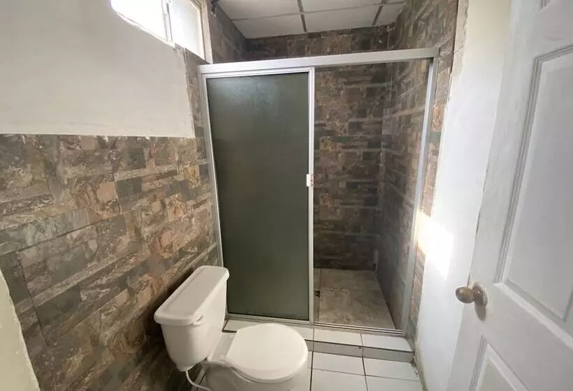 Hotelli Paseo Del Sol