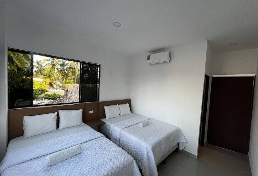 هتل Paseo Del Sol