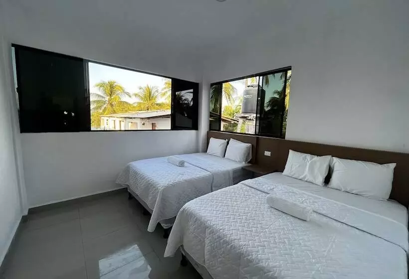 Hotelli Paseo Del Sol