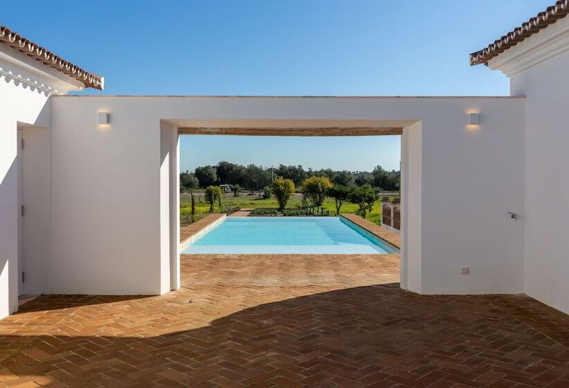 هتل Quinta Do Santo évora