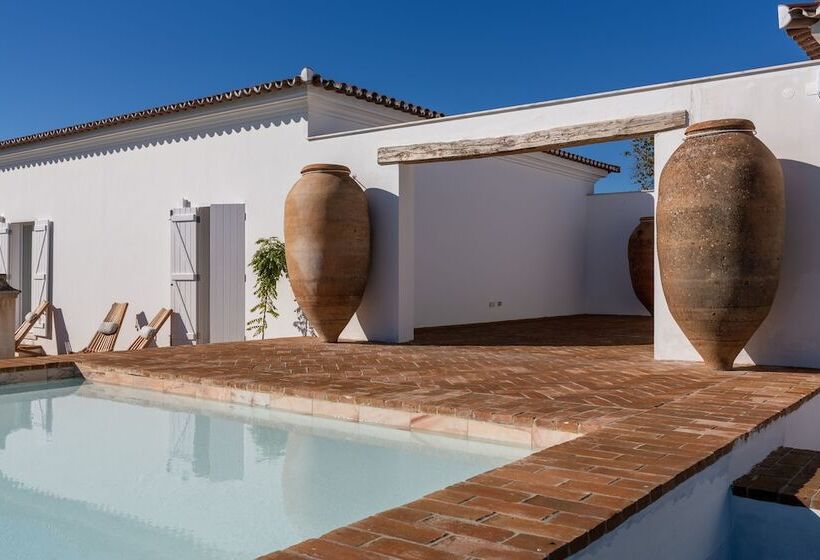 هتل Quinta Do Santo évora