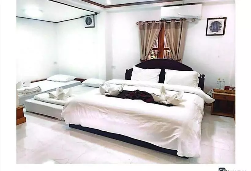 ホテル Villa Wanika