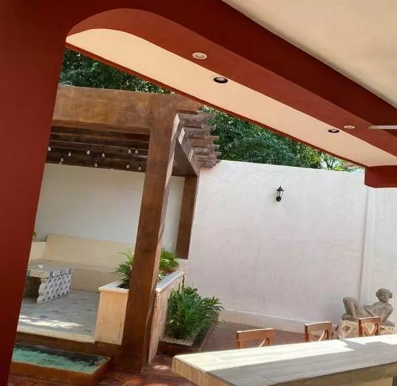 ペンション Habitacion Tizic En Casa Nicte Há