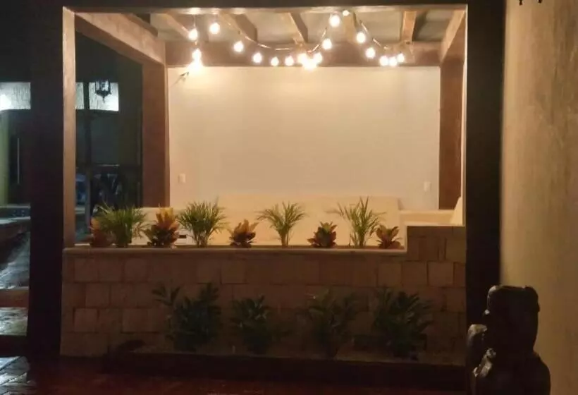 ペンション Habitacion Tizic En Casa Nicte Há