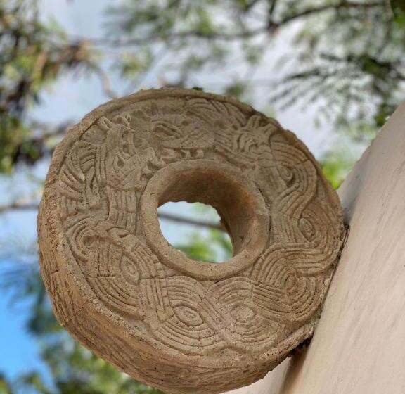 Pensionat Habitacion Tizic En Casa Nicte Há