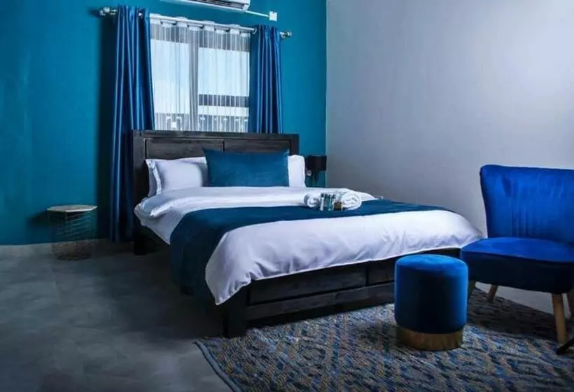 تختخواب و صبحانه Ascentia Bnb