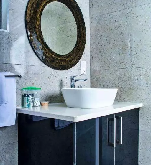 تختخواب و صبحانه Ascentia Bnb