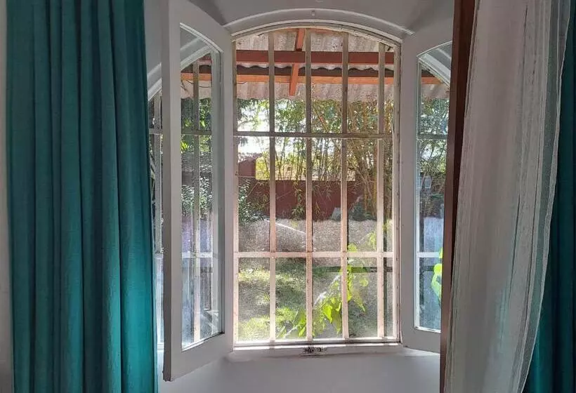 Aamiaismajoitus (B&B) Casa Mapache