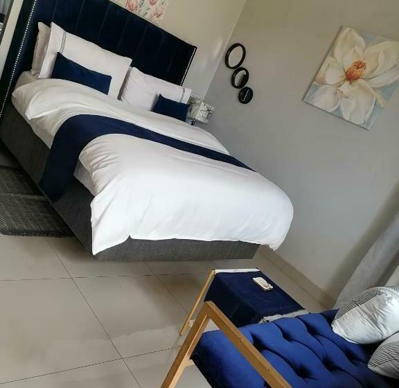 تختخواب و صبحانه Comfort First