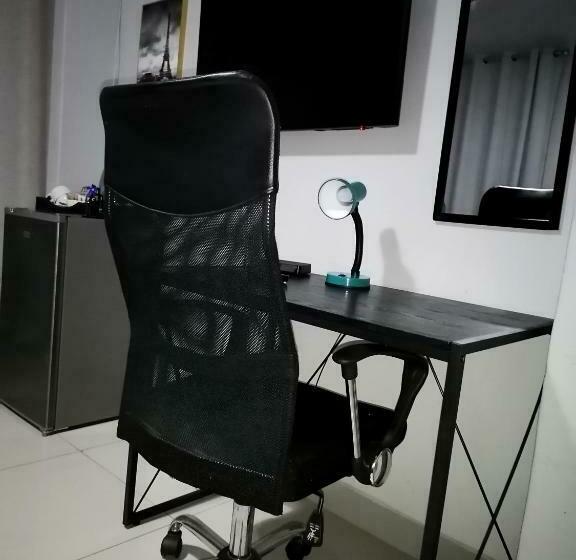 تختخواب و صبحانه Comfort First