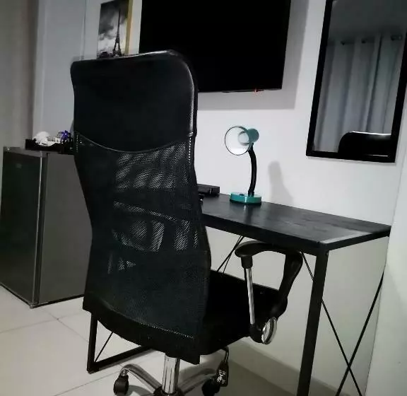 تختخواب و صبحانه Comfort First