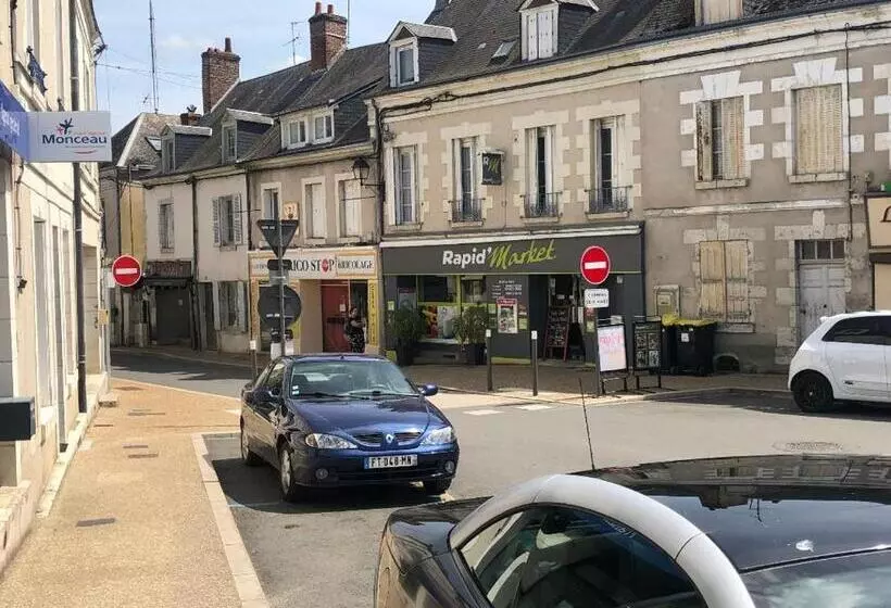 تختخواب و صبحانه Le Clos Fleuri   Chambres D Hôtes