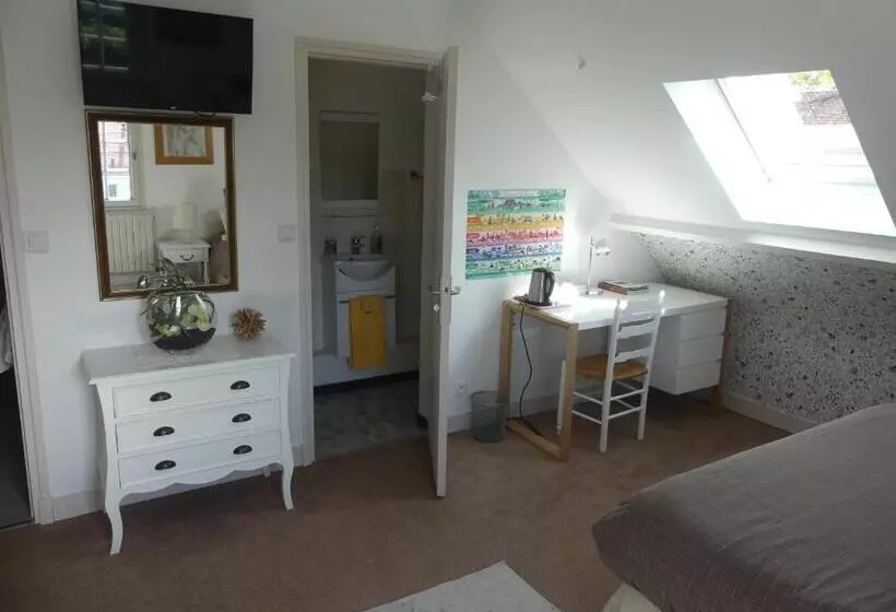 تختخواب و صبحانه Le Clos Fleuri   Chambres D Hôtes