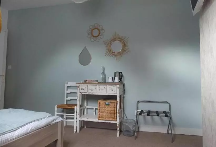 تختخواب و صبحانه Le Clos Fleuri   Chambres D Hôtes