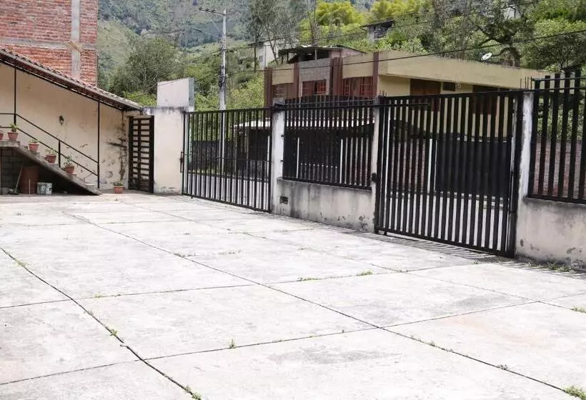 هتل Hostal Colibri 2