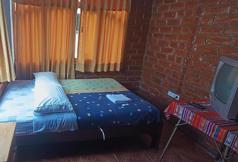 هتل Hostal Colibri 2