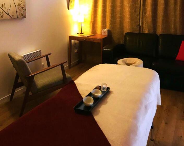 Отель La Passionnante Gîte Avec Spa Privatif